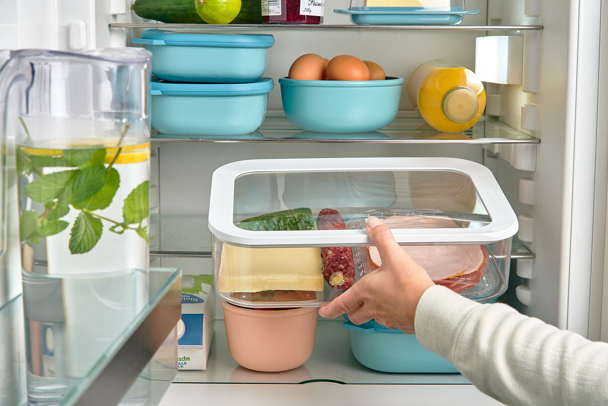 Cirqula multi bowl storage in fridge_d